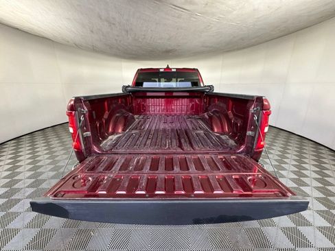 Certified 2025 RAM 1500 Big Horn AWD/4WD image 33