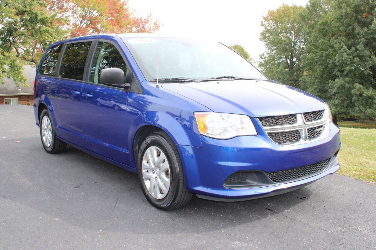 Used 2018 Dodge Grand Caravan FWD image 1