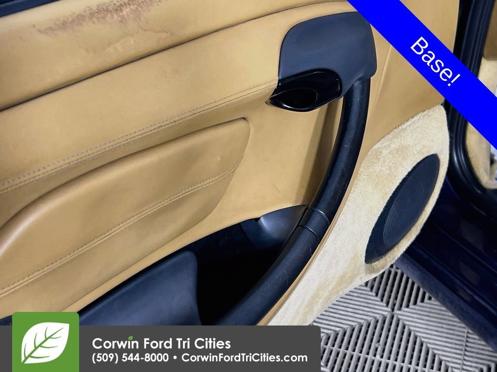 Used 1998 Porsche Boxster RWD image 12