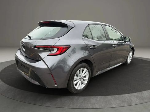 Used 2023 Toyota Corolla SE FWD image 5