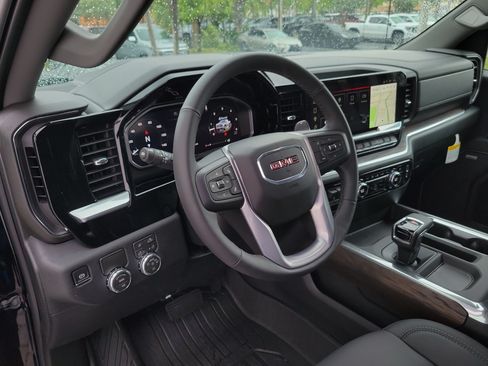 New 2026 GMC Sierra 1500 SLT RWD image 20