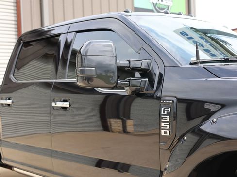 Used 2021 Ford F350 Platinum w/ FX4 Off-Road Package AWD/4WD image 18