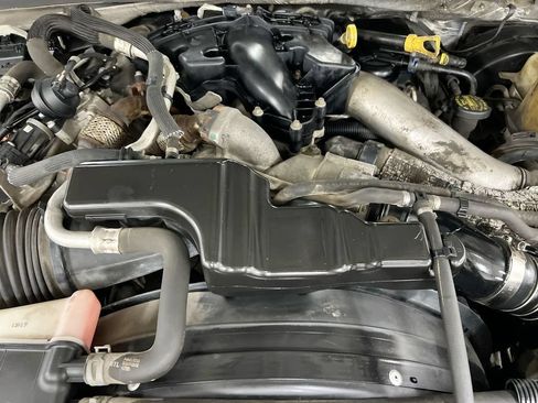 Used 2014 Ford F250 Lariat w/ Chrome Package AWD/4WD image 24