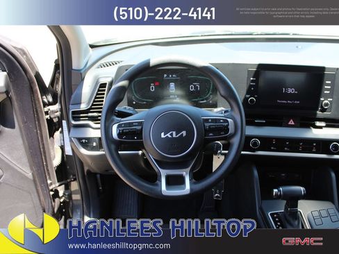 Used 2024 Kia Sportage LX FWD image 15