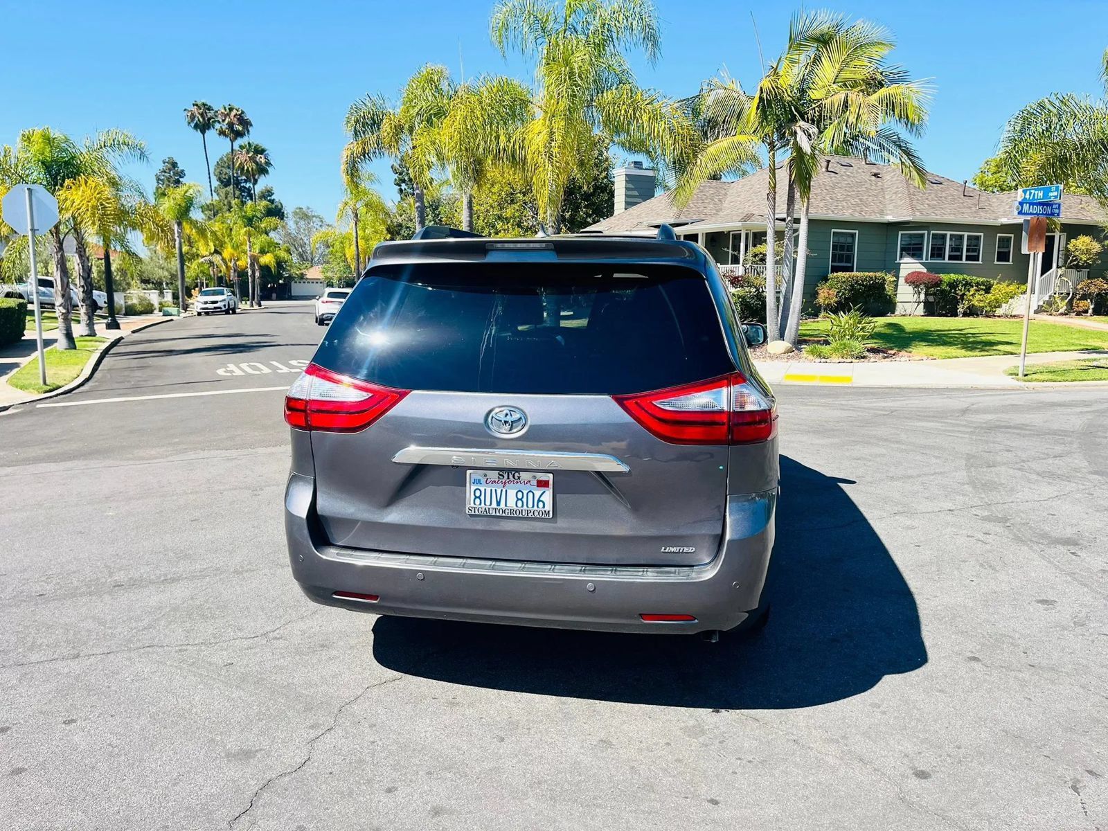 Used 2017 Toyota Sienna Limited FWD image 21