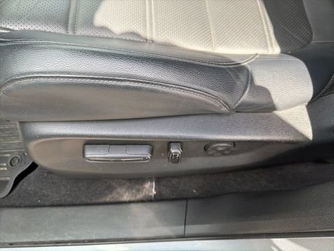 Used 2019 Honda CR-V EX-L image 7