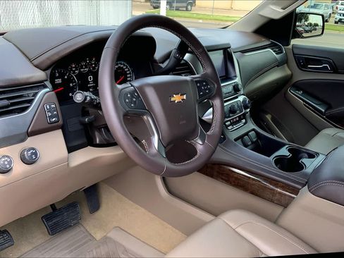 Used 2017 Chevrolet Tahoe LT AWD/4WD image 18