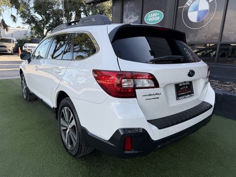 Used 2019 Subaru Outback 2.5i Limited w/ Popular Package #2 AWD/4WD image 4