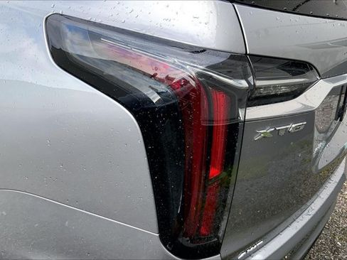 Used 2025 Cadillac XT6 Sport AWD/4WD image 30