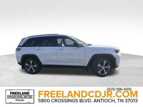 New 2026 Jeep Grand Cherokee Limited w/ Luxury Tech Group II image 2