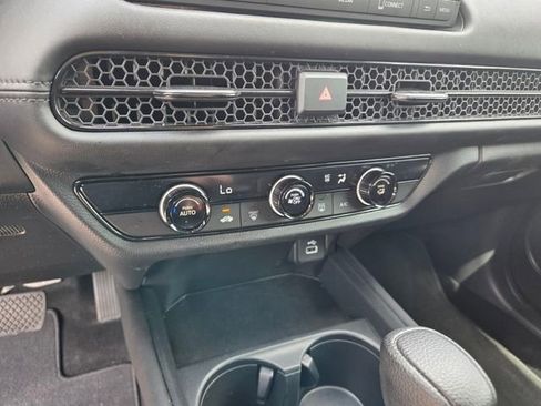 Used 2023 Honda HR-V LX image 23