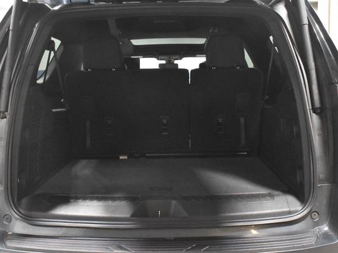 Used 2021 Chevrolet Suburban LT w/ Rear Media and Nav Package image 28