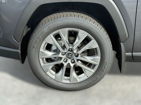 Used 2025 Toyota RAV4 XLE Premium image 12