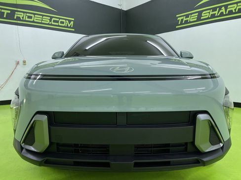 Used 2024 Hyundai Kona SE image 3