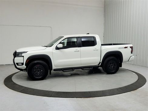 New 2026 Nissan Frontier PRO-4X w/ Pro-4x Convenience Package image 4