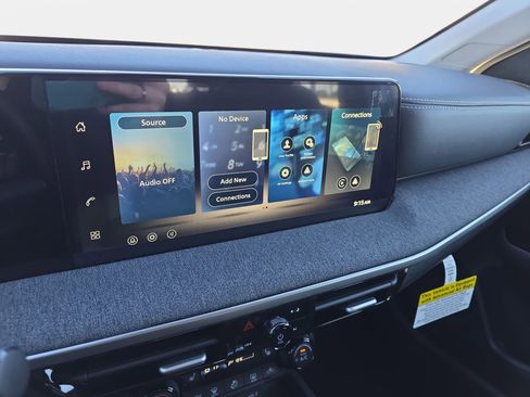 New 2026 Nissan Kicks SV w/ Charging Package image 20