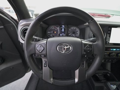 Certified 2023 Toyota Tacoma TRD Off-Road image 23