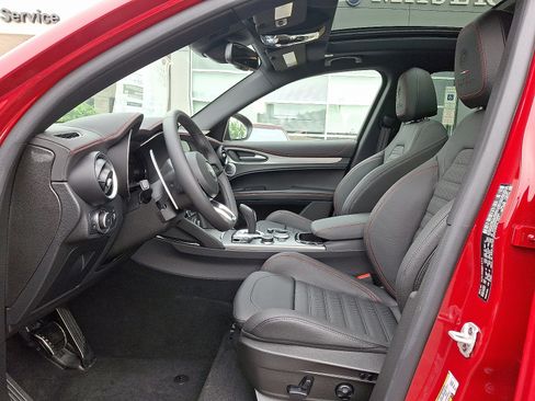 New 2025 Alfa Romeo Stelvio Tributo Italiano w/ Driving Assist Package image 9