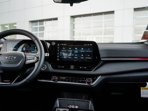 New 2026 Chevrolet Equinox RS w/ Convenience Package III image 16