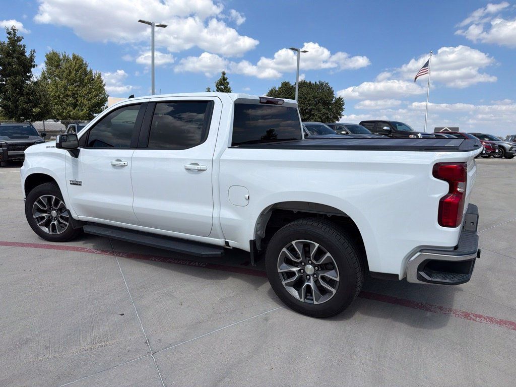 Used 2019 Chevrolet Silverado 1500 LT w/ Texas Edition RWD image 4