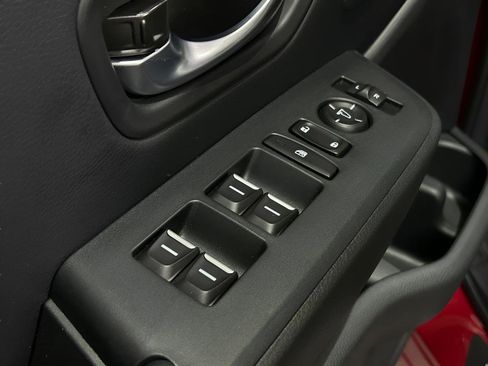 Certified 2025 Honda Pilot Touring image 13