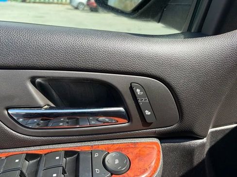 Used 2013 Chevrolet Tahoe LT image 33