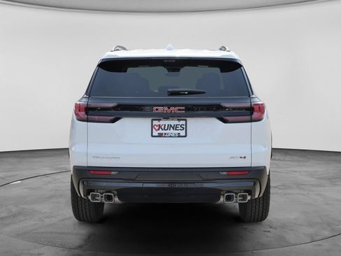 New 2026 GMC Acadia AT4 w/ Luxury Package AWD/4WD image 13