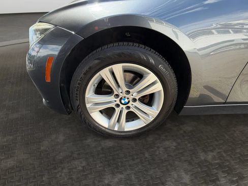 Used 2017 BMW 330i xDrive Sedan AWD/4WD image 37