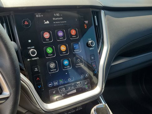 Used 2024 Subaru Outback Premium image 29