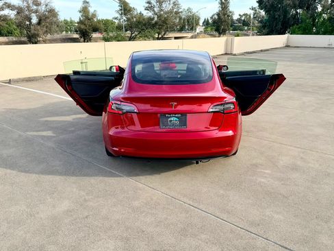 Used 2020 Tesla Model 3 Standard Range Plus RWD image 46