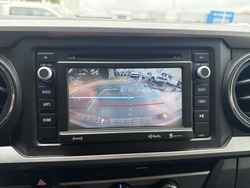 Used 2019 Toyota Tacoma SR5 image 24