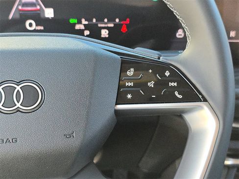 New 2025 Audi Q5 Premium image 21