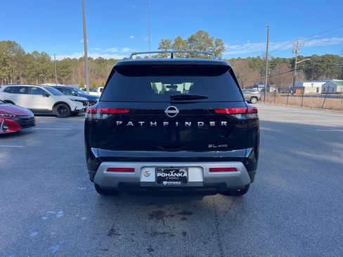 Used 2025 Nissan Pathfinder SL w/ Cargo Package image 5