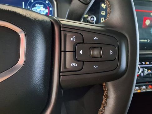 Used 2025 GMC Sierra 2500 AT4 w/ AT4 Premium Plus Package image 26