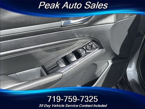 Used 2021 Nissan Altima 2.5 SV image 10