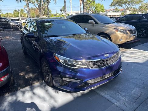 Used 2019 Kia Optima LX w/ LX 17" Wheel Package FWD image 3