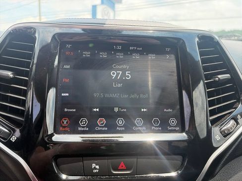 Used 2020 Jeep Cherokee Limited AWD/4WD image 22