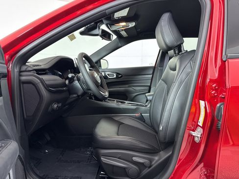 New 2026 Jeep Compass Latitude image 5