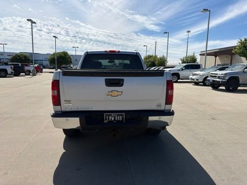 Used 2010 Chevrolet Silverado 1500 LTZ w/ Z71 Appearance Package AWD/4WD image 7