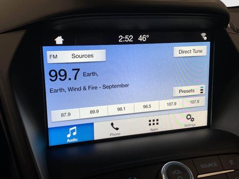 Used 2019 Ford Escape SEL image 23