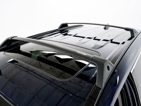 Used 2023 Toyota RAV4 XLE Premium image 6