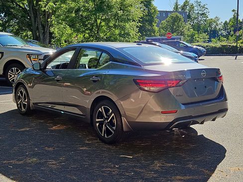 Certified 2024 Nissan Sentra SV w/ All-Weather Package FWD image 4