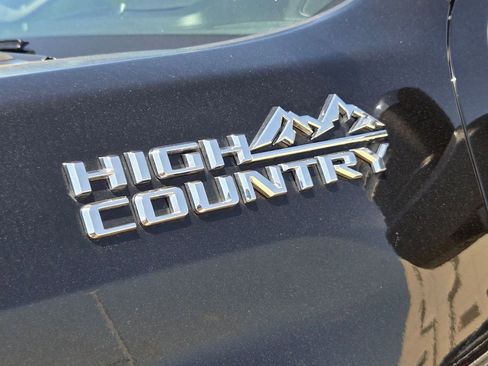 Used 2024 Chevrolet Silverado 2500 High Country w/ High Country Premium Package AWD/4WD image 35