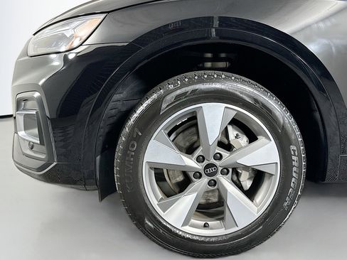 Used 2023 Audi Q5 Premium Plus w/ Premium Plus Package image 11
