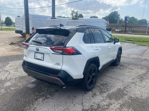 Used 2019 Toyota RAV4 XSE w/ XSE Weather Package AWD/4WD image 6