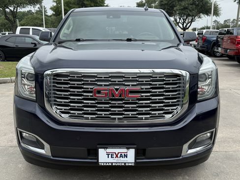 Used 2018 GMC Yukon XL Denali w/ Denali Ultimate Package AWD/4WD image 10