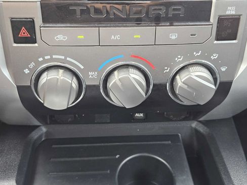 Used 2019 Toyota Tundra SR5 w/ SR5 Upgrade Package RWD image 18