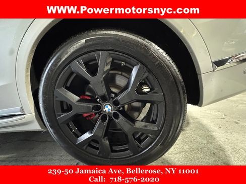 Used 2019 BMW X7 xDrive40i w/ Premium Package AWD/4WD image 18
