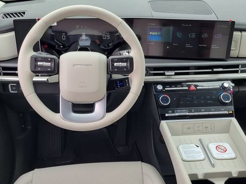 New 2026 Hyundai Santa Fe SEL FWD image 6