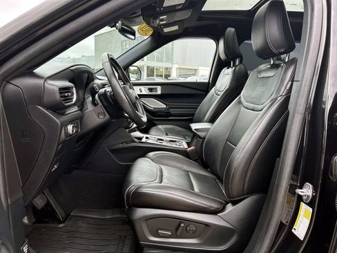 Used 2021 Ford Explorer ST w/ Equipment Group 401A AWD/4WD image 16